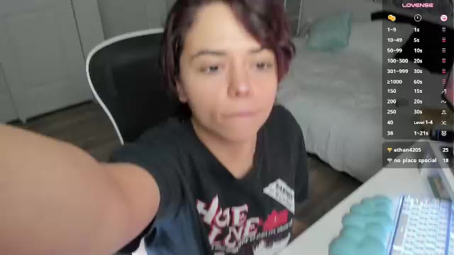 missvanessajune – Chaturbate webkamerás modell