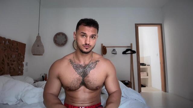 camillo-beischel — Flirt4Free वेबकैम मॉडल: फ़ोटो