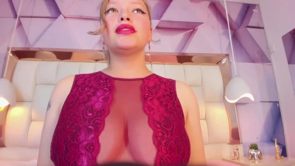 ivybellmont (XloveCam): fotod ja profiil