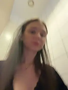 Ttixmila, webcammodell på Stripchat: bilder