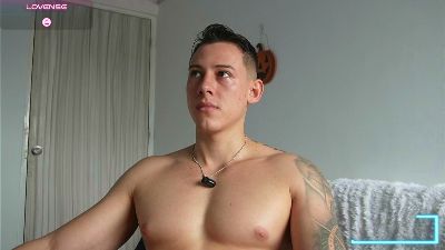 latino_milk_99 na Cam4: zdjęcia i profil