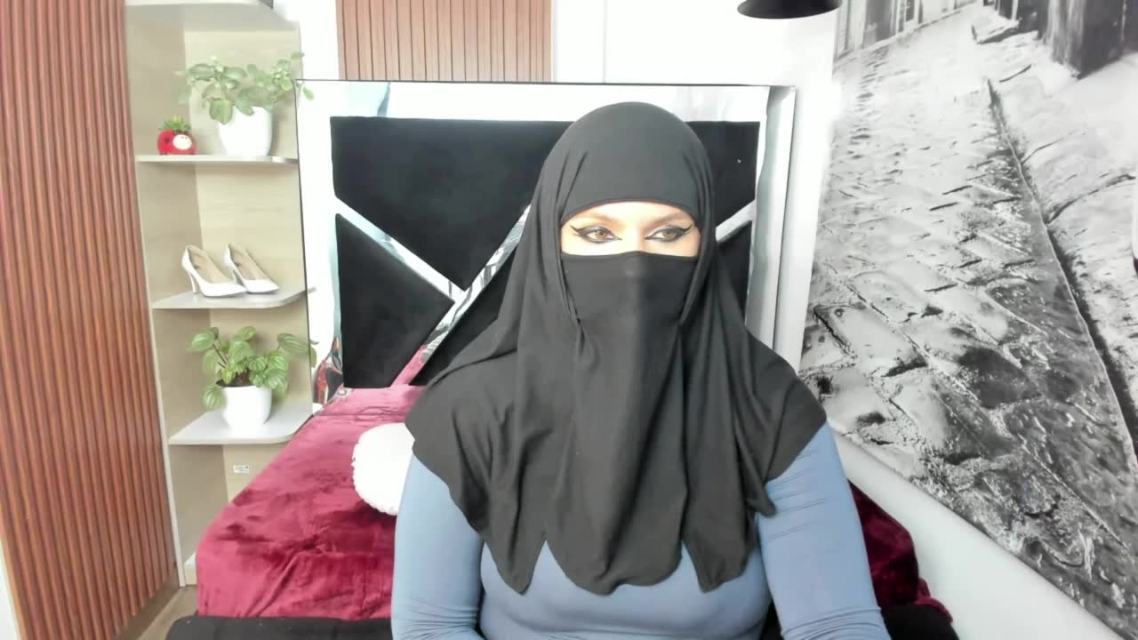 evelynsalax — XloveCam वेबकैम मॉडल: फ़ोटो