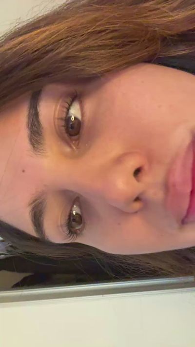 siaparis, model webcam pe Cam4: poze