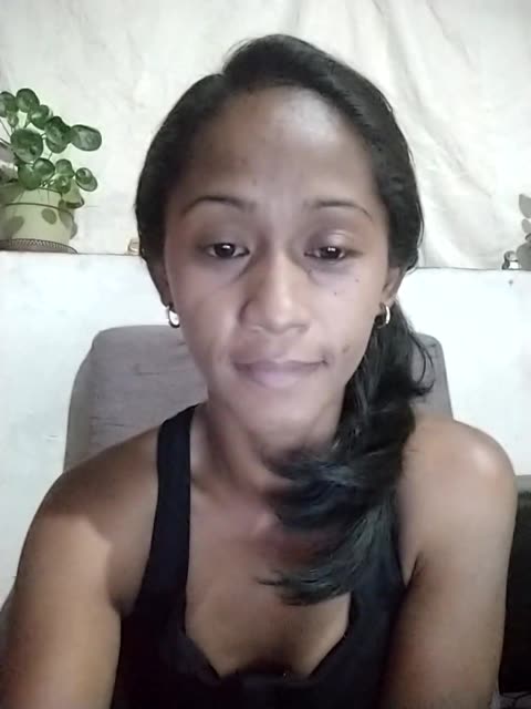 mirah2026, modelo webcam de BongaCams: fotos