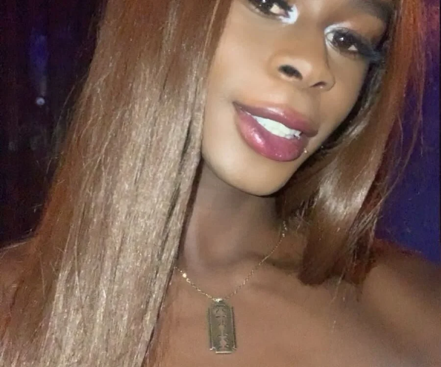 shesnotme (Stripchat): nuotraukos, profilis