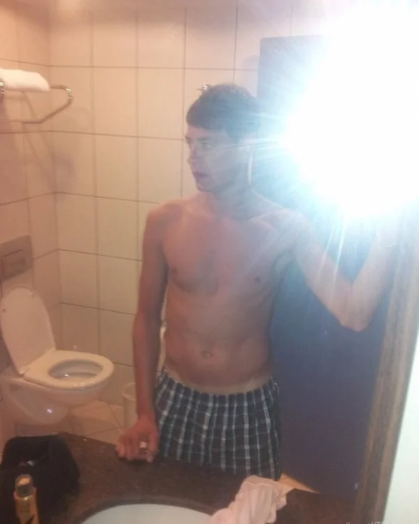 Chris_2811 – уебкам модел в Stripchat: снимки