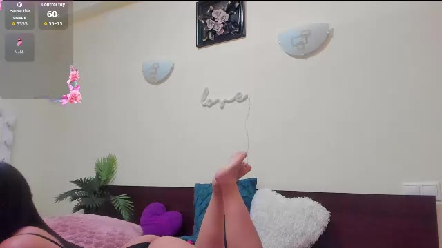 magicsonia — Chaturbate ওয়েবক্যাম মডেল: ছবি