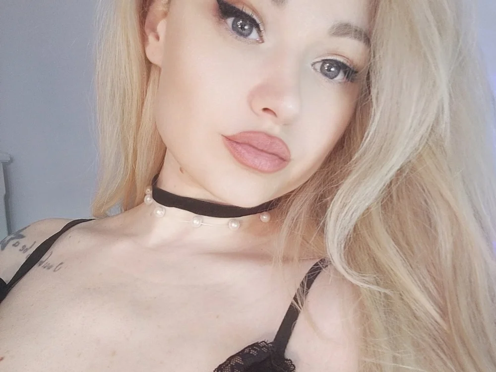 Allena_moan на Stripchat: фото вебкам-моделі