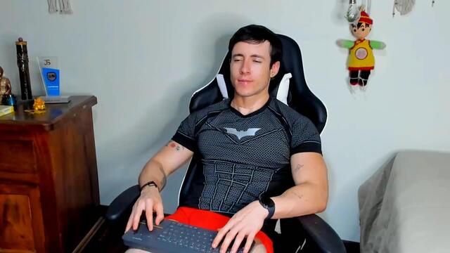 aaron-bain บน Flirt4Free: รูปภาพและโปรไฟล์