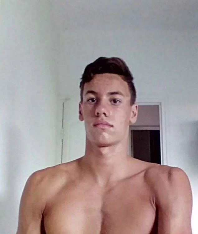 Jules_prn — Stripchat वेबकैम मॉडल: फ़ोटो