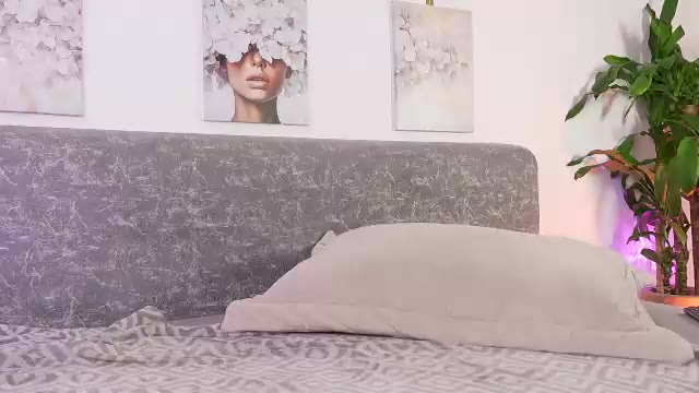 katiecruz_ – уебкам модел в Chaturbate: снимки