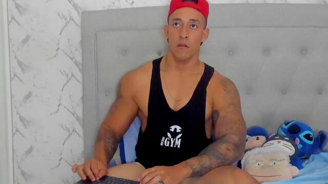 luigi-ferrara, modelo webcam do Flirt4Free: fotos