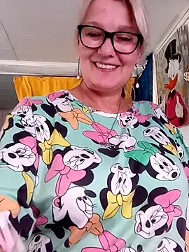 irinamaux na Stripchat: zdjęcia i profil