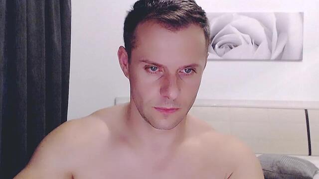 andrrew-great – Webcam-Modell auf Flirt4Free