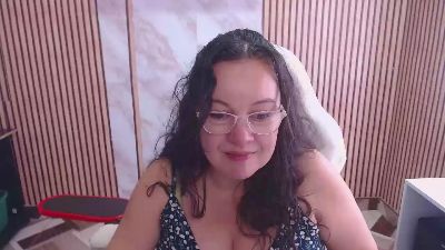 cristaljonnes_ na Cam4: slike in profil