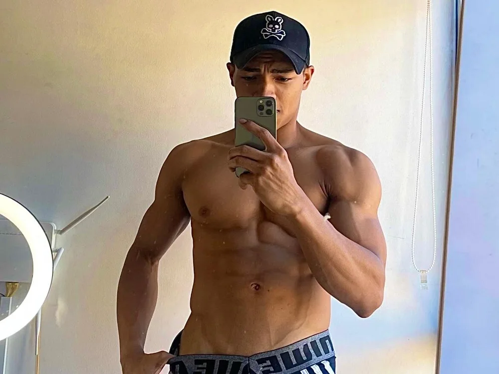 Jhonyblack_1, model webcam de Stripchat: fotos