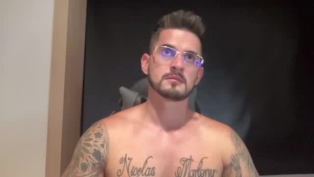 ashtonmuller, webcammodell på XloveCam: bilder