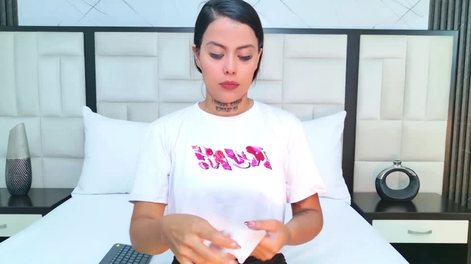 electraross – уебкам модел в XloveCam: снимки