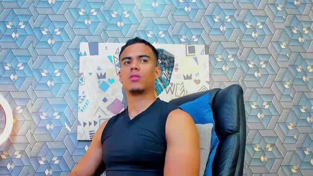 dominic-salazar (Flirt4Free): foto un profils
