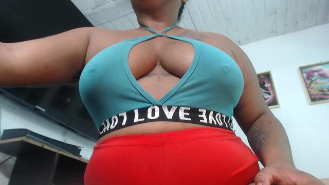 luciana-arias di Flirt4Free: foto model webcam