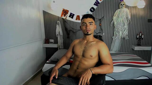 liian-brown — Flirt4Free वेबकैम मॉडल: फ़ोटो