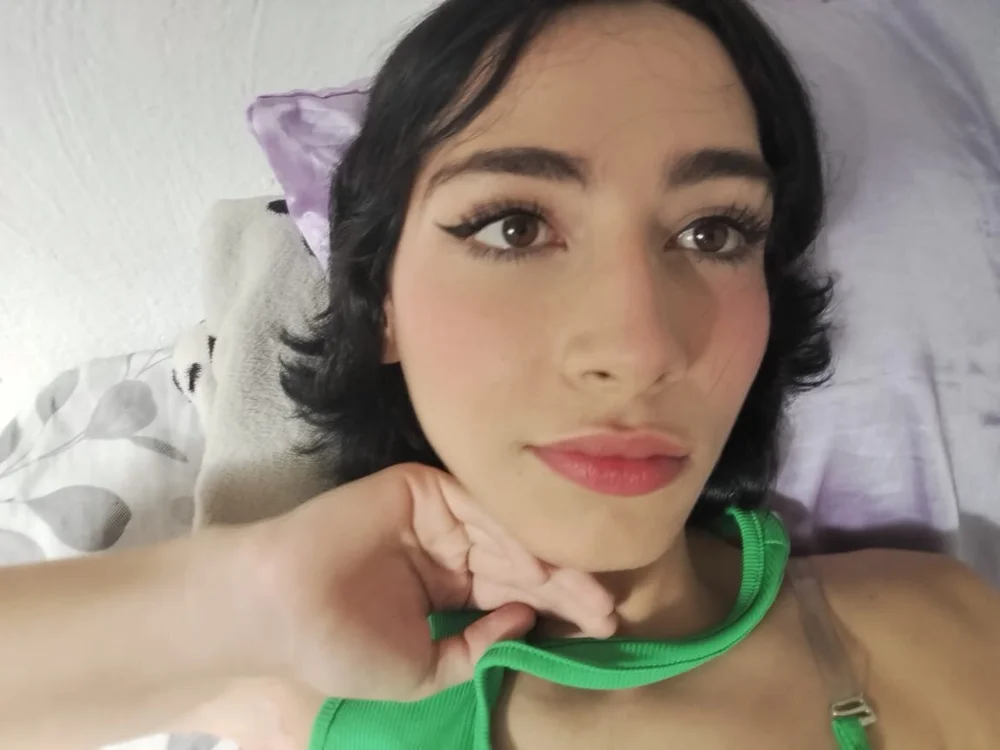 samantaa_liov – уебкам модел в Stripchat: снимки