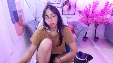 ary-gala (BongaCams): foto un profils