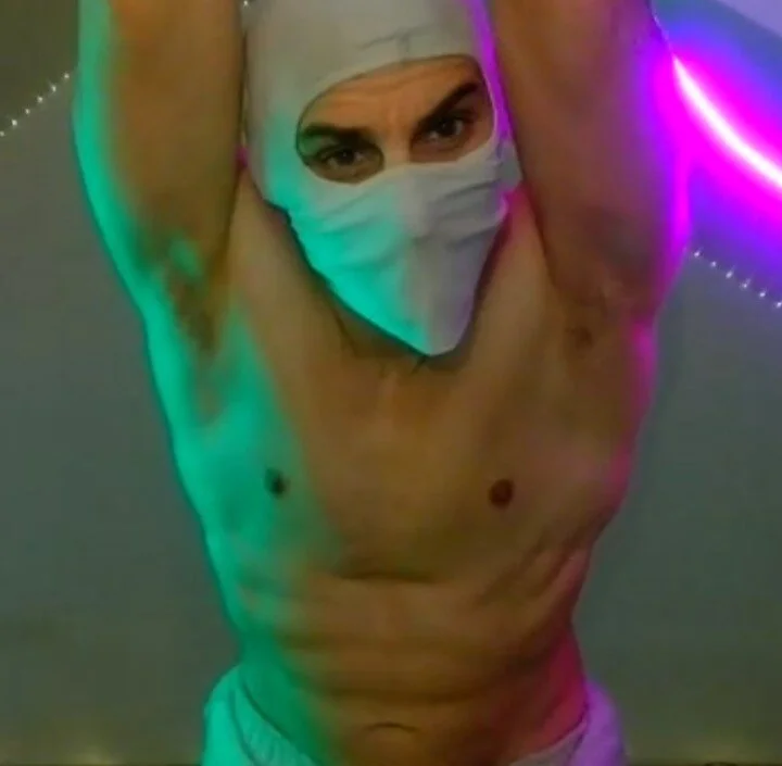 NinjaLaser – уебкам модел в Stripchat: снимки