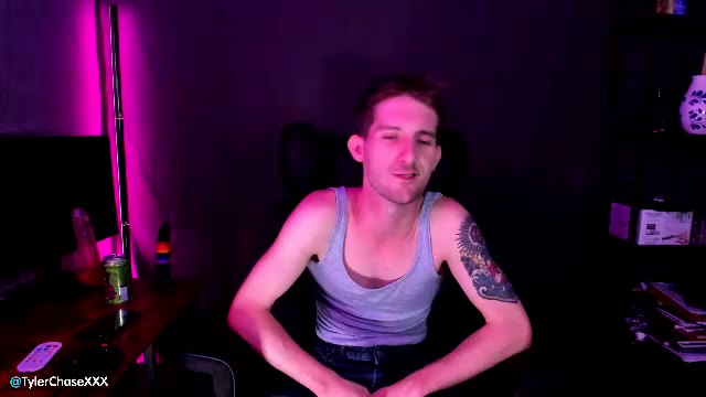 tylerchasexxx, webcam model na Chaturbate: slike