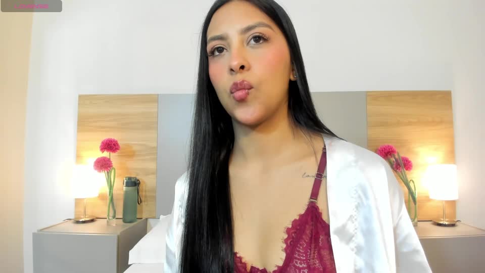 emmaestreilla (XloveCam): nuotraukos, profilis
