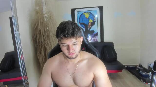oliver-whitee, webcam model na Flirt4Free: slike
