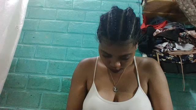 tiana31 na Cam4: fotky a profil