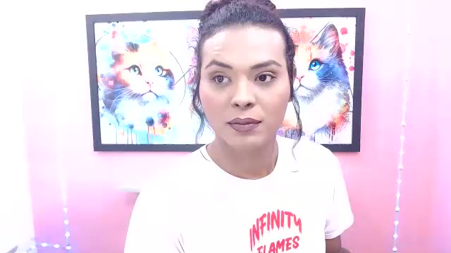 pervertedtrans69 — Chaturbate वेबकैम मॉडल: फ़ोटो