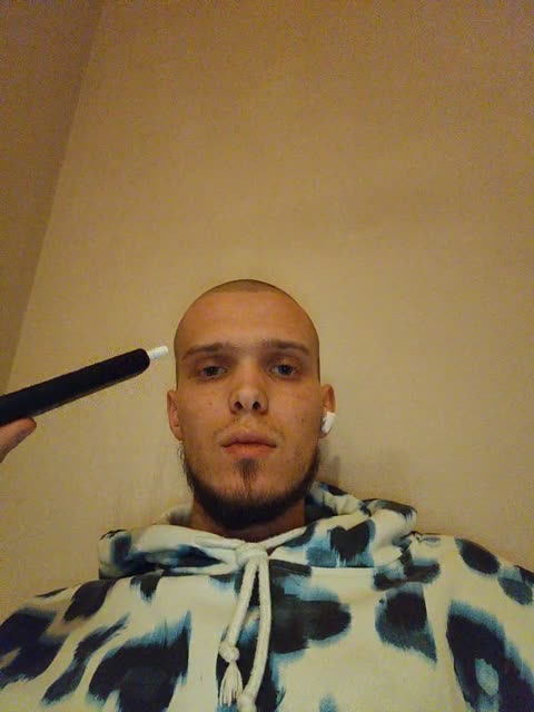 rr00kk11, webcammodell på BongaCams: bilder