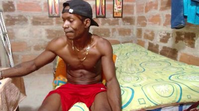 miltonn_jakee35 — Cam4 ওয়েবক্যাম মডেল: ছবি