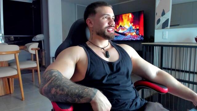 valenthino-salvatore na Flirt4Free: fotky a profil