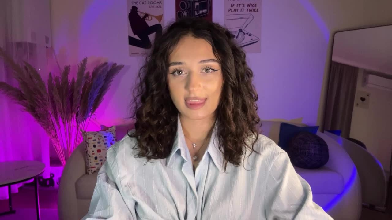 myrtiegolds — XloveCam वेबकैम मॉडल: फ़ोटो