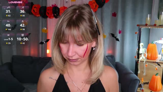 milabott — XloveCam वेबकैम मॉडल: फ़ोटो