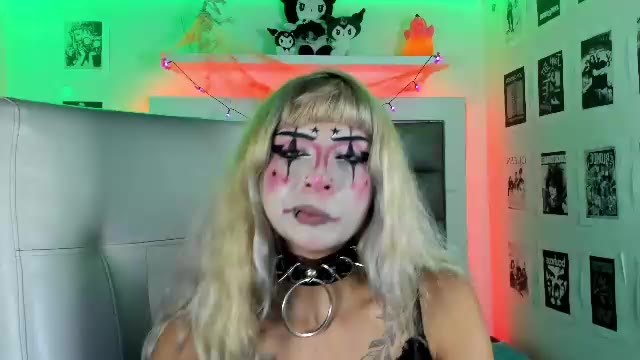 miia_spencer (Chaturbate): fotod ja profiil