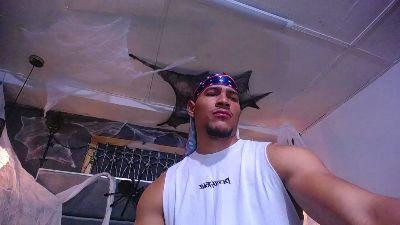 Preview photo of webcam model teddyfit_19cm on Cam4