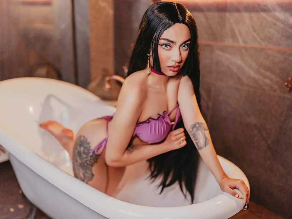 lily3_4, cam model su Stripchat: foto