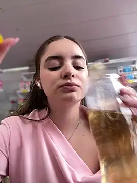 imlindapink, model webcam pe Stripchat: poze