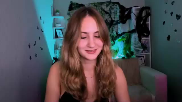 playful_sophie në Chaturbate: foto dhe profili