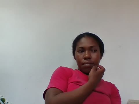sylviah1, modelo webcam do BongaCams: fotos