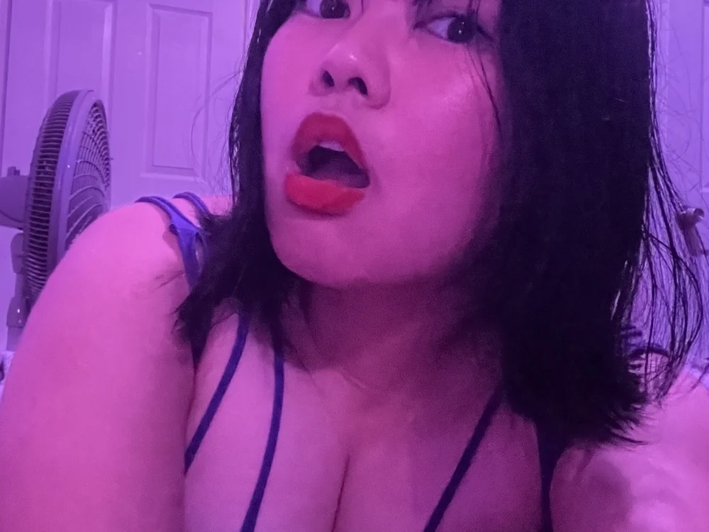 kuromixx444 (Stripchat): fotod ja profiil