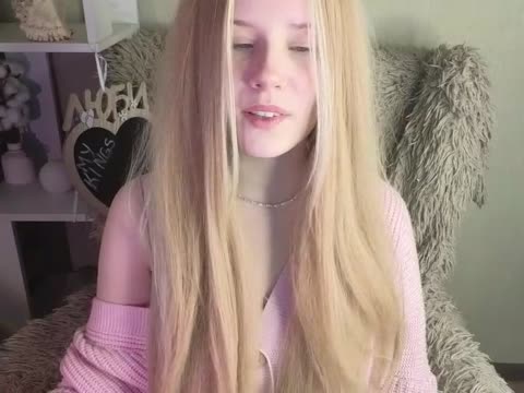 plushsara, webcam model na BongaCams: slike