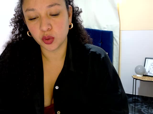 carlamuille, webcammodell på XloveCam: bilder
