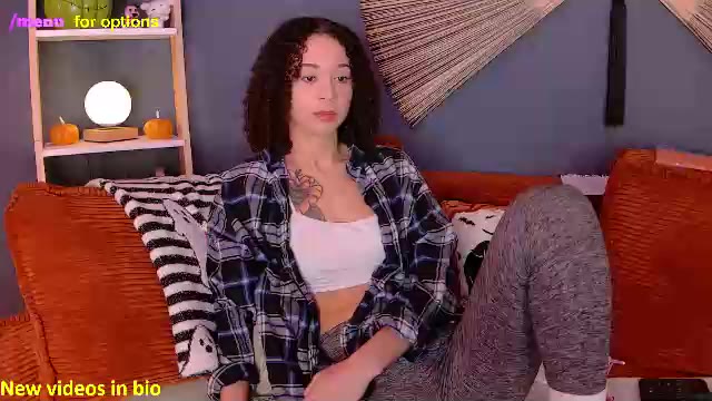 midnight__muse — Chaturbate 直播模特：照片与资料