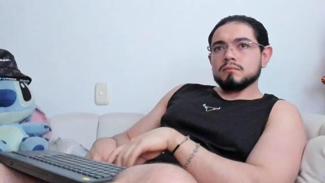 luigi-white, webcam-malli (Flirt4Free): kuvat
