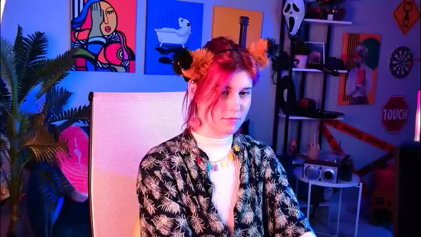 julliamorre, model webcam de LiveJasmin: fotos